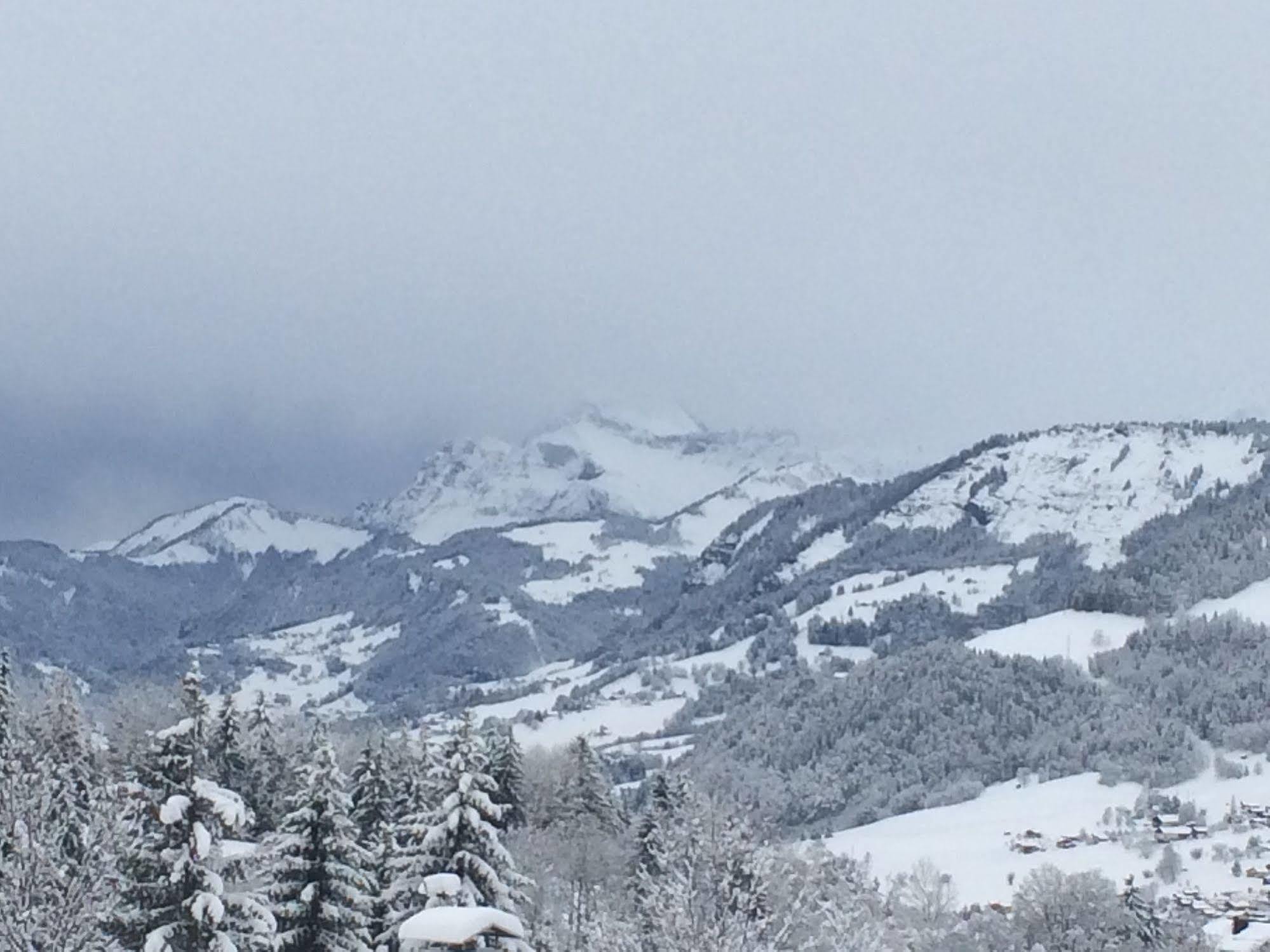 La Ferme Du Golf Hotel Megève Kültér fotó